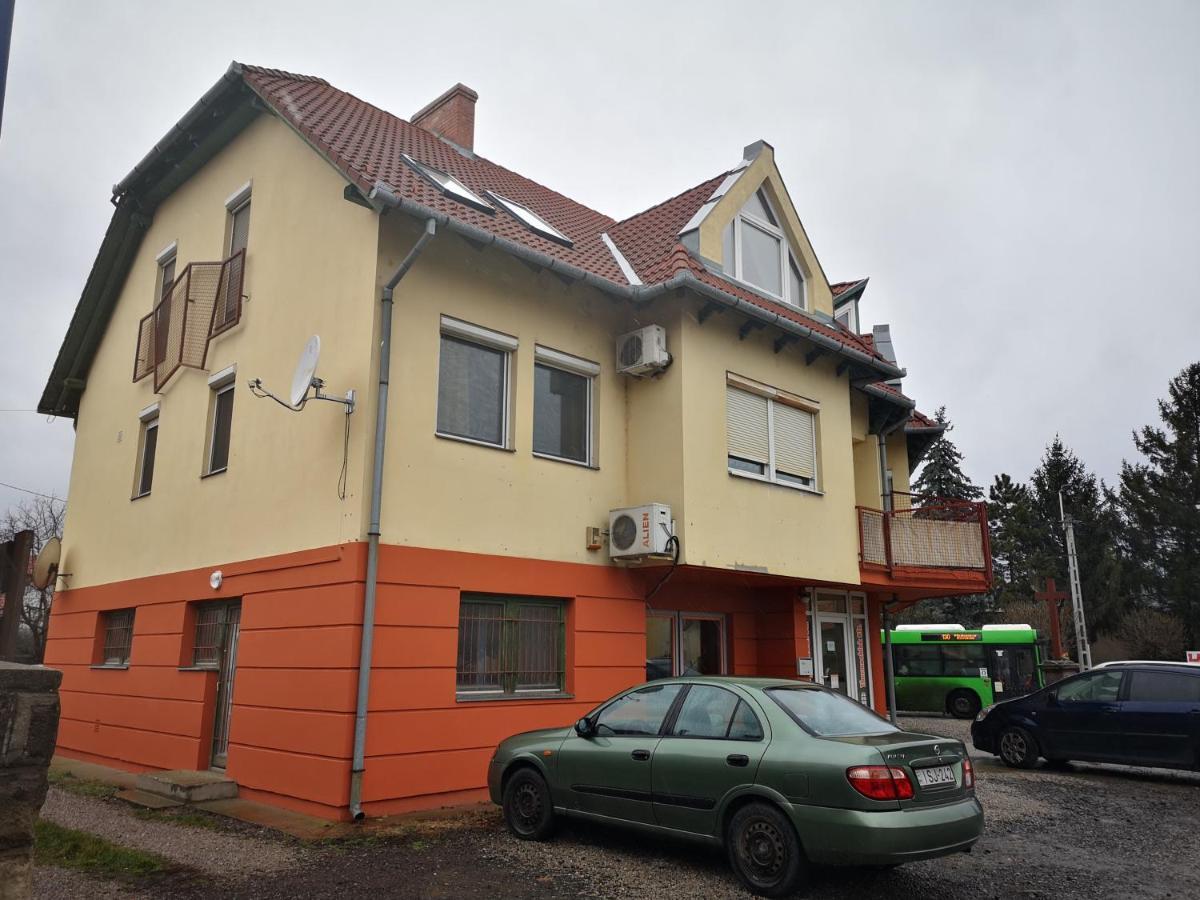 Berik Apartman Peçuy Dış mekan fotoğraf